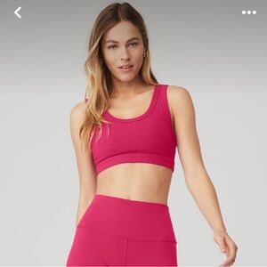 Alo yoga wellness bra. Magenta crush. Size small.